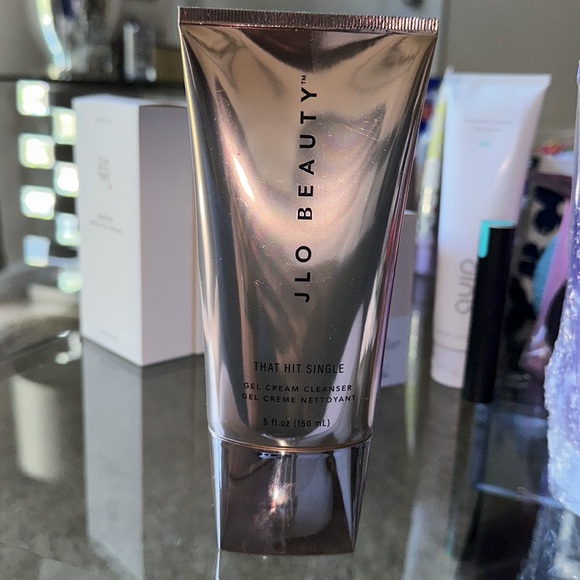 JLO Deluxe Kit + That Hit Single Gel Cream Cleanser - Picture 3 of 3